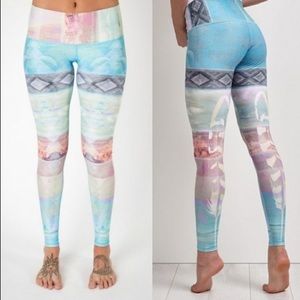 teeki tarot magick hot pant size small s legging